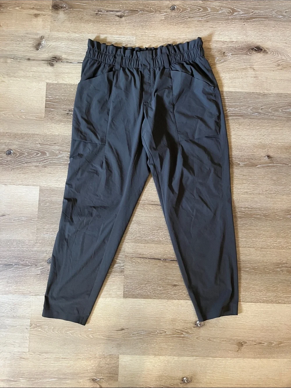 Athleta Black Elastic Waist Tapered Jogger Pants